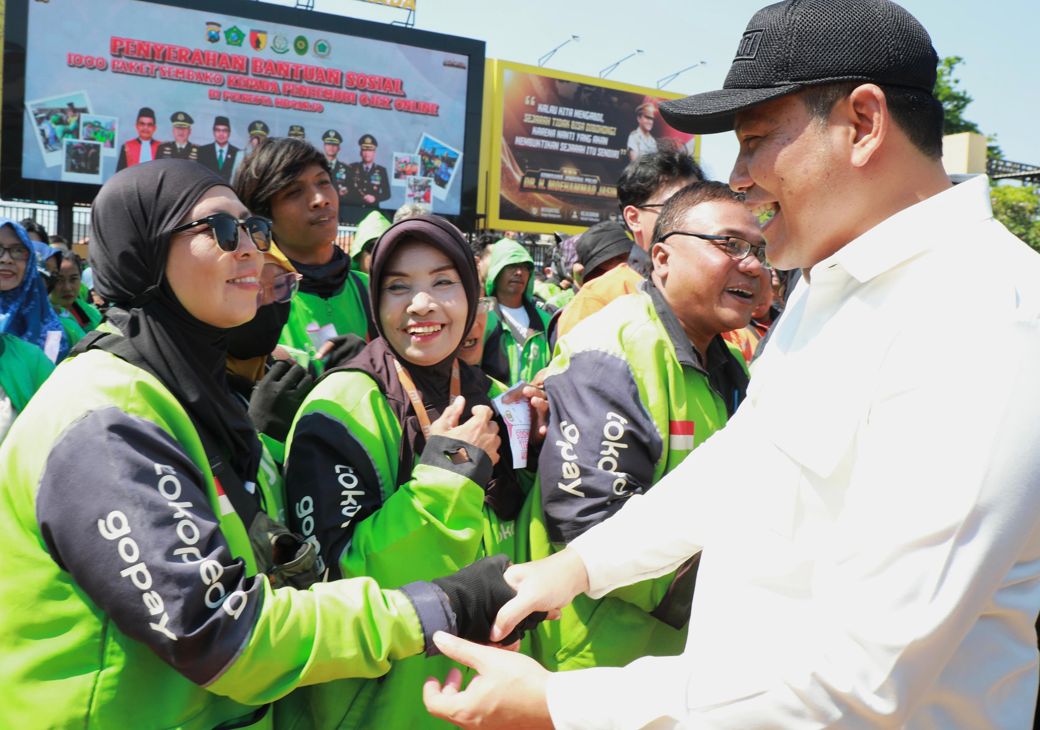OJOL SIDOARJO SENANG DAPAT SERIBU PAKET SEMBAKO